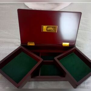 Super Deal! Las Vegas Hilton Hotel Jewelry Organizer/ Storage Case / Vintage